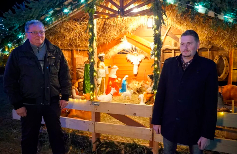 Andrzej i Kamil Jurczyński Szopka w Ptaszkowej