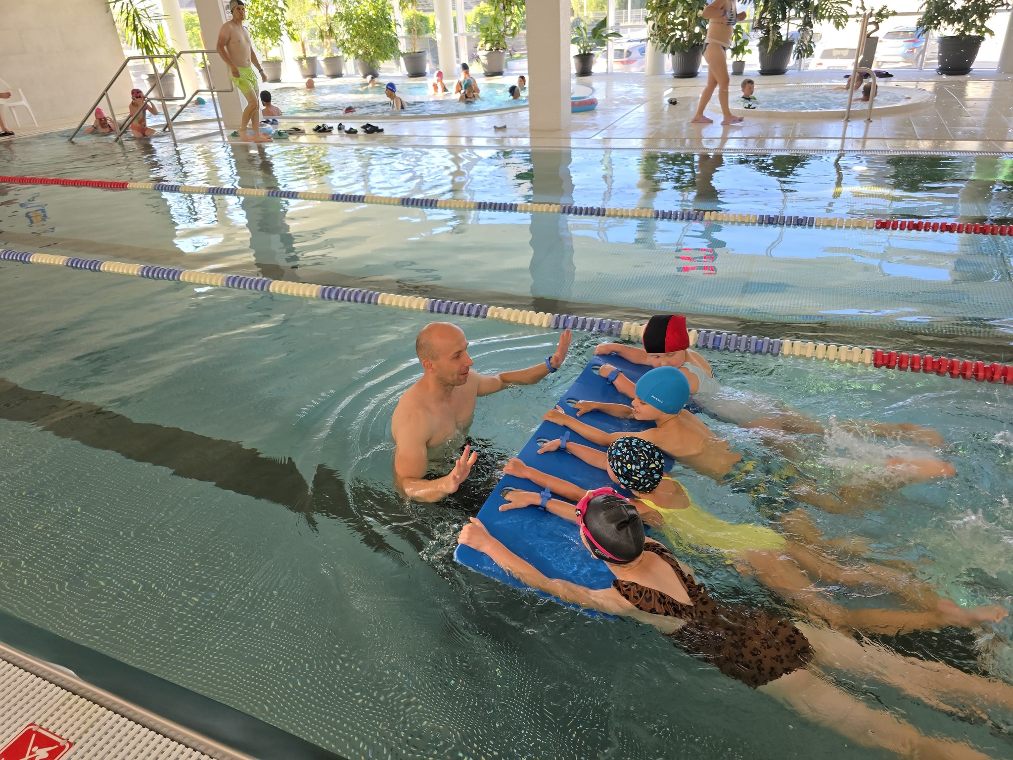 Zapisy na naukę pływania dla dzieci i dorosłych w Aqua Centrum Chełmiec na semestr zimowy 2026/2027